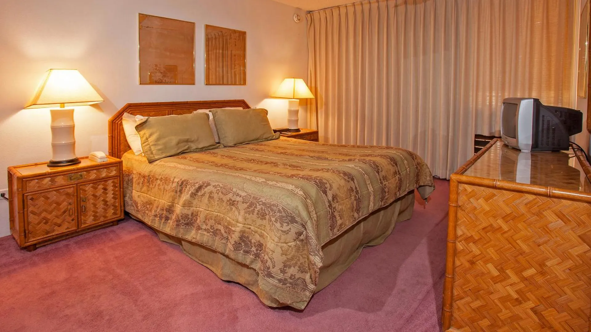 Kamaole Sands 1-302 - Mch Kihei 0*,  United States